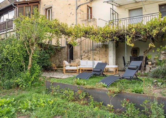 Gîte Etape avec Jardin Saint-Côme-d\'Olt